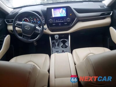 Zdjęcie 8 z 12 samochodu: 2023 TOYOTA HIGHLANDER VIN:5TDKARAH1PS022854 - miniatura