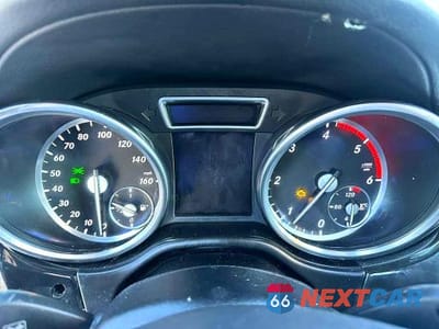 Zdjęcie 7 z 10 samochodu: 2015 MERCEDES-BENZ GL 350 BLUETEC VIN:4JGDF2EE9FA549503 - miniatura