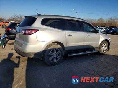 Trzecie zdjęcie samochodu z tyłu: 2016 CHEVROLET TRAVERSE LT VIN:1GNKRHKD2GJ211984 - miniatura