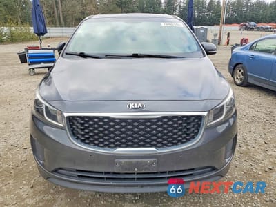 Piąte zdjęcie samochodu w środku: 2017 KIA SEDONA LX VIN:KNDMB5C1XH6280418 - miniatura