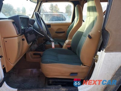 Zdjęcie 7 z 11 samochodu: 1998 JEEP WRANGLER / TJ SAHARA VIN:1J4FY49S7WP775386 - miniatura