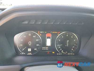 Zdjęcie 9 z 14 samochodu: 2022 VOLVO XC90 T5 MOMENTUM VIN:YV4102CK3N1789157 - miniatura