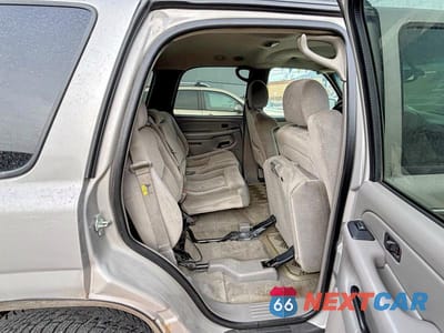 Zdjęcie 6 z 12 samochodu: 2004 GMC YUKON VIN:1GKEK13T34J193373 - miniatura