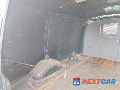 Zdjęcie 11 z 13 samochodu: 2004 CHEVROLET EXPRESS G1500 DELIVERY VAN VIN:1GCFG15X341176428 - miniatura