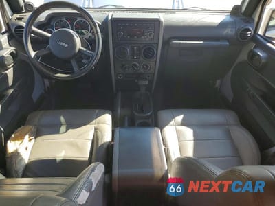 Zdjęcie 8 z 12 samochodu: 2007 JEEP WRANGLER VIN:1J4GB59157L205771 - miniatura