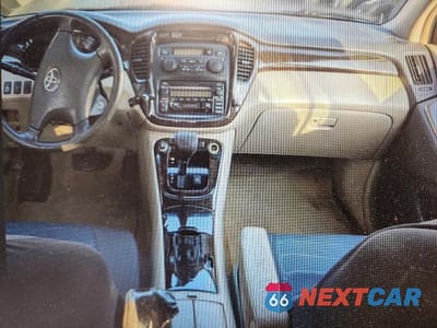 Zdjęcie 8 z 12 samochodu: 2003 TOYOTA HIGHLANDER LIMITED VIN:JTEGF21A130121541 - miniatura