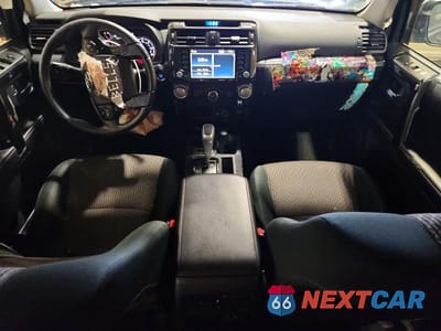 Zdjęcie 8 z 12 samochodu: 2022 TOYOTA 4RUNNER SR5/SR5 PREMIUM VIN:JTEPU5JR0N6054525 - miniatura