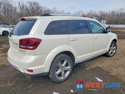 Trzecie zdjęcie samochodu z tyłu: 2017 DODGE JOURNEY CROSSROAD VIN:3C4PDDGGXHT555212 - miniatura