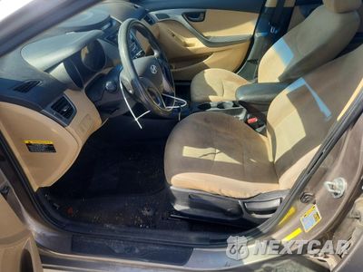 Zdjęcie 7 z 12 samochodu: 2013 HYUNDAI ELANTRA GLS VIN:5NPDH4AE9DH397521 - miniatura