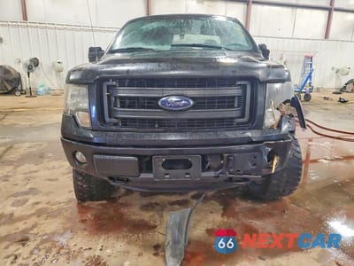 Piąte zdjęcie samochodu w środku: 2013 FORD F150 SUPER CAB VIN:1FTFX1EF3DFC67371 - miniatura