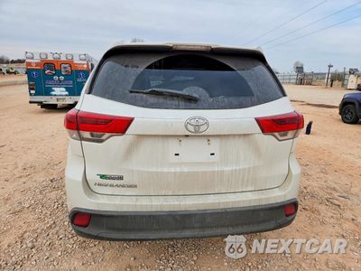 Zdjęcie 6 z 13 samochodu: 2019 TOYOTA HIGHLANDER LE VIN:5TDZARFH9KS043130 - miniatura