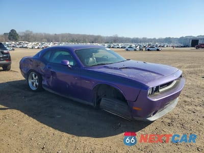 Czwarte zdjęcie samochodu z boku: 2010 DODGE CHALLENGER R VIN:2B3CJ5DT6AH195032 - miniatura