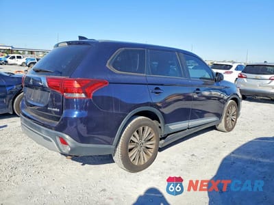 Trzecie zdjęcie samochodu z tyłu: 2019 MITSUBISHI OUTLANDER ES VIN:JA4AD2A33KZ013203 - miniatura