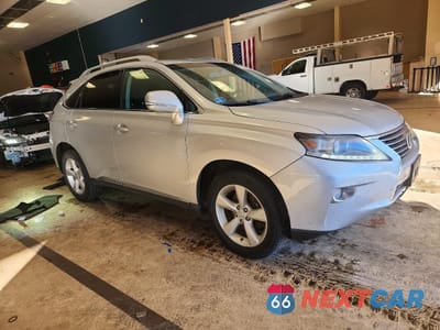 Czwarte zdjęcie samochodu z boku: 2014 LEXUS RC 350 BASE VIN:2T2BK1BA7EC237236 - miniatura