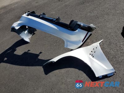 Zdjęcie 12 z 13 samochodu: 2024 BMW M3 COMPETITION VIN:WBS43AY09RFS56370 - miniatura