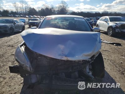 Piąte zdjęcie samochodu w środku: 2015 NISSAN SENTRA VIN:3N1AB7AP7FY325099 - miniatura