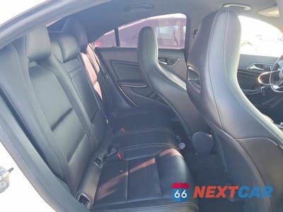 Zdjęcie 10 z 11 samochodu: 2019 MERCEDES-BENZ CLA 250 VIN:WDDSJ4EB0KN725102 - miniatura