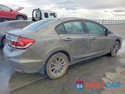 Trzecie zdjęcie samochodu z tyłu: 2013 HONDA CIVIC LX VIN:2HGFB2F52DH596881 - miniatura