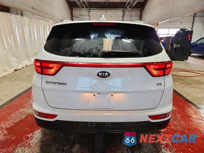 Zdjęcie 6 z 11 samochodu: 2018 KIA SPORTAGE EX VIN:KNDPN3AC6J7424804 - miniatura