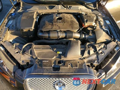 Zdjęcie 11 z 12 samochodu: 2013 JAGUAR XF VIN:SAJWA0ES3DPS75278 - miniatura