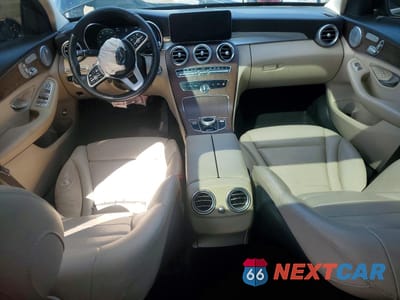 Zdjęcie 8 z 14 samochodu: 2019 MERCEDES-BENZ C 300 4MATIC VIN:55SWF8EB0KU316423 - miniatura