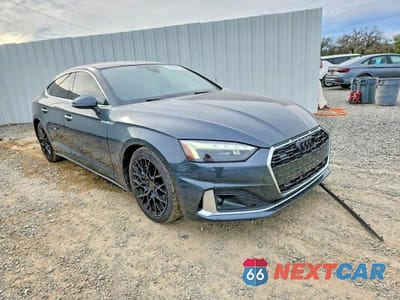 Czwarte zdjęcie samochodu z boku: 2020 AUDI A5 PREMIUM PLUS VIN:WAUCNCF58LA019863 - miniatura