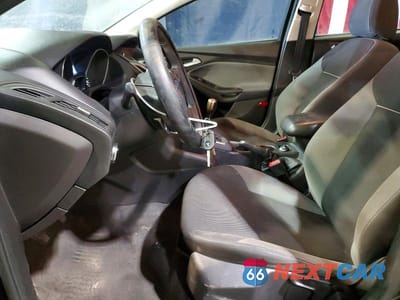 Zdjęcie 7 z 12 samochodu: 2013 FORD FOCUS SE VIN:1FADP3F26DL380530 - miniatura
