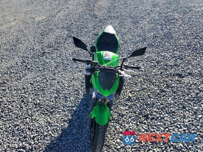 Piąte zdjęcie samochodu w środku: 2024 KAWASAKI ER500 VIN:ML5ERGE12RDA11008 - miniatura