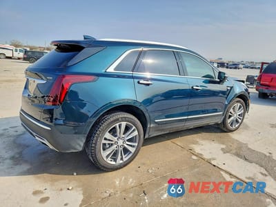 Trzecie zdjęcie samochodu z tyłu: 2025 CADILLAC XT5 PREMIUM LUXURY VIN:1GYKNCRS9SZ115415 - miniatura