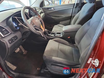 Zdjęcie 7 z 12 samochodu: 2019 HYUNDAI TUCSON SE VIN:KM8J2CA40KU895420 - miniatura