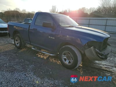 Czwarte zdjęcie samochodu z boku: 2009 DODGE RAM 1500 VIN:1D3HB16K09J523724 - miniatura