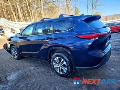 Drugie zdjęcie samochodu z przodu: 2021 TOYOTA HIGHLANDER HYBRID XLE VIN:5TDGBRCH6MS525842 - miniatura