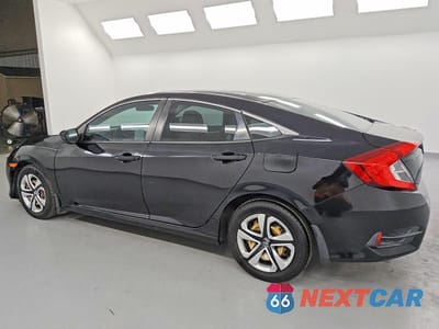 Drugie zdjęcie samochodu z przodu: 2017 HONDA CIVIC LX VIN:19XFC2F52HE018986 - miniatura