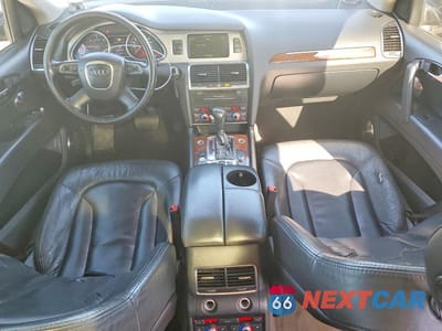 Zdjęcie 8 z 12 samochodu: 2010 AUDI Q7 VIN:WA1VMAFE3AD001327 - miniatura