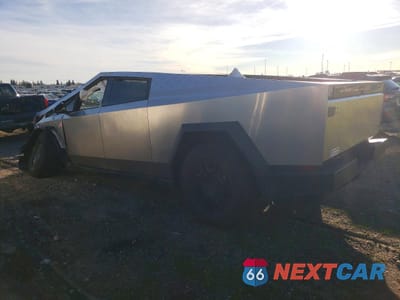 Drugie zdjęcie samochodu z przodu: 2024 TESLA CYBERTRUCK VIN:7G2CEHED4RA055388 - miniatura