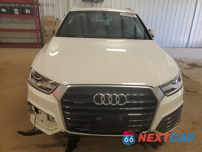 Piąte zdjęcie samochodu w środku: 2018 AUDI Q3 PREMIUM VIN:WA1ECCFS8JR022715 - miniatura