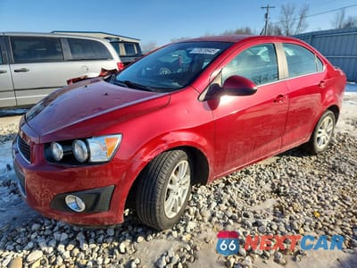2013 CHEVROLET SONIC LT 1G1JC5SH7D4180242 - główne zdjęcie licytacji z USA - miniatura