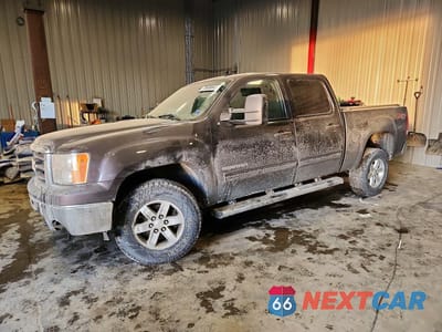 2011 GMC SIERRA K1500 SLE 3GTP2VE36BG151514 - główne zdjęcie licytacji z USA - miniatura