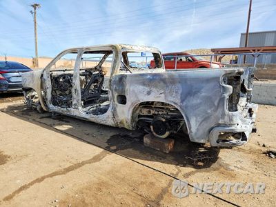 Drugie zdjęcie samochodu z przodu: 2020 CHEVROLET SILVERADO K1500 RST VIN:3GCUYEED4LG427295 - miniatura