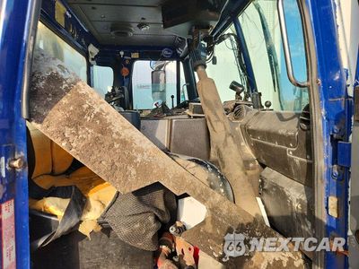 Piąte zdjęcie samochodu w środku: 2016 AUTOCAR LLC XPEDITOR VIN:5VCACLLE8GH221106 - miniatura