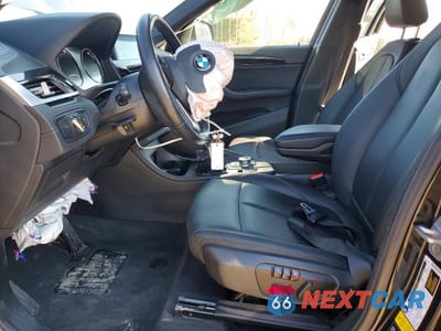 Zdjęcie 7 z 13 samochodu: 2021 BMW X1 XDRIVE28I VIN:WBXJG9C08M3M78870 - miniatura