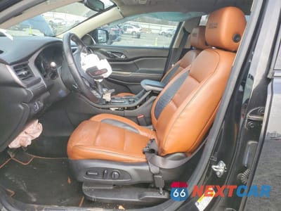 Zdjęcie 7 z 12 samochodu: 2017 GMC ACADIA ALL TERRAIN VIN:1GKKNVLS2HZ189086 - miniatura