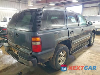 Trzecie zdjęcie samochodu z tyłu: 2003 CHEVROLET TAHOE K1500 VIN:1GNEK13Z03J315547 - miniatura