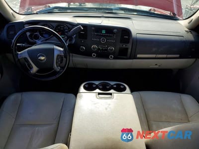 Zdjęcie 8 z 12 samochodu: 2008 CHEVROLET SILVERADO K1500 VIN:1GCEK19048Z149852 - miniatura