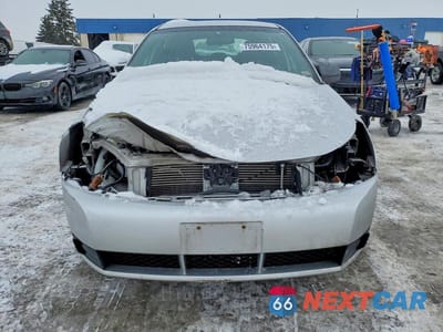 Piąte zdjęcie samochodu w środku: 2010 FORD FOCUS SE VIN:1FAHP3FN4AW112002 - miniatura