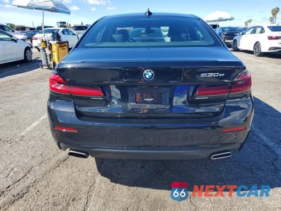 Zdjęcie 6 z 11 samochodu: 2022 BMW 530E VIN:WBA13AG02NCK12246 - miniatura
