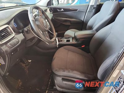 Zdjęcie 7 z 12 samochodu: 2017 KIA SORENTO LX VIN:5XYPGDA55HG212135 - miniatura