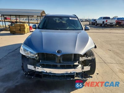 Piąte zdjęcie samochodu w środku: 2016 BMW X5 SDRIVE35I VIN:5UXKR2C50G0R69288 - miniatura