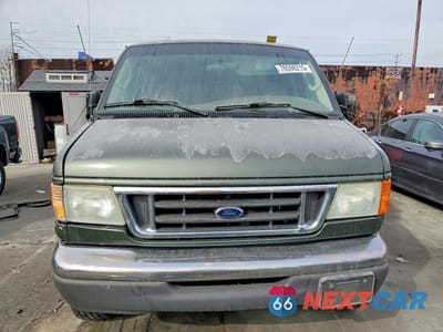 Piąte zdjęcie samochodu w środku: 2003 FORD ECONOLINE E350 SUPER DUTY WAGON VIN:1FBNE31L83HA97122 - miniatura
