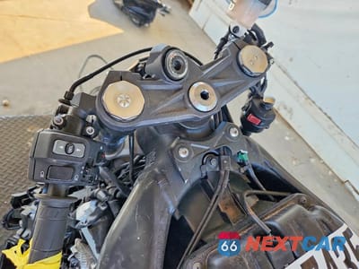 Zdjęcie 7 z 8 samochodu: 2022 KAWASAKI ZX636 K VIN:JKBZXJH13NA012155 - miniatura